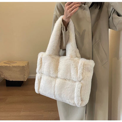 Snowy Chic Bag